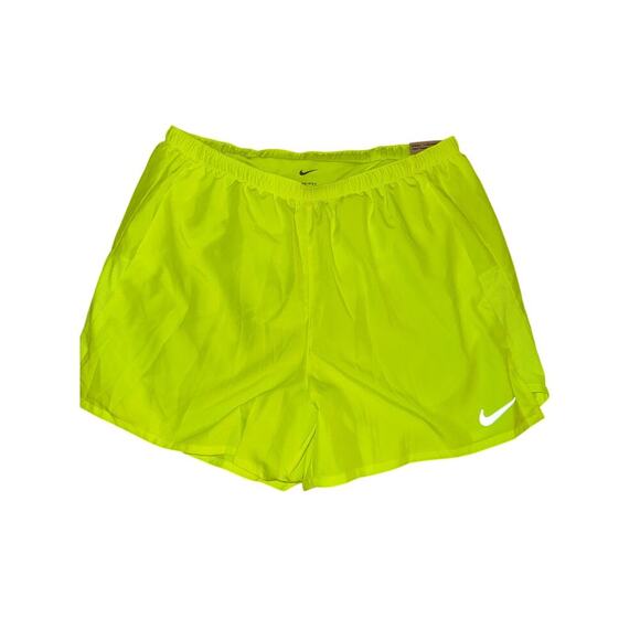 NIKE - NEW- running shorts size XL - Picture 1 of 4